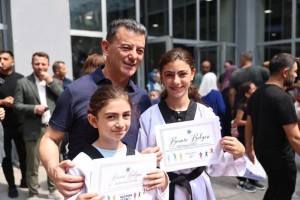 Yaz Spor Kurslarımız Belge Takdimi ile Sona Erdi